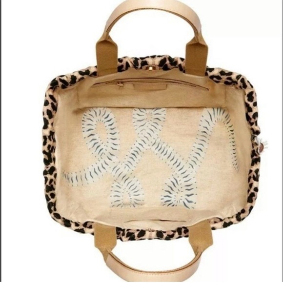 Brand New India Hicks Fortune Tote Canvas Sleeping Leopard Print. - Picture 2 of 4